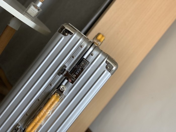Rimowa_Bag_suitcase_carry-on-luggage_yupoo_Original_quality