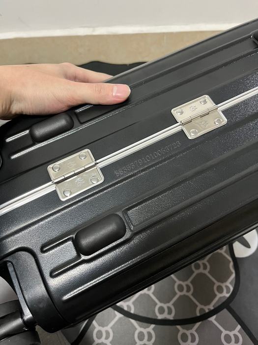 Rimowa_Bag_suitcase_carry-on-luggage_yupoo_Original_quality