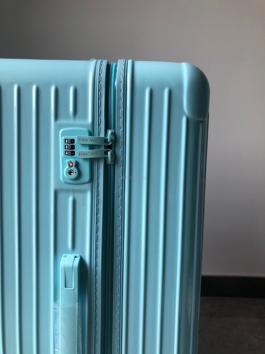 Rimowa_Bag_suitcase_carry-on-luggage_yupoo_Original_quality