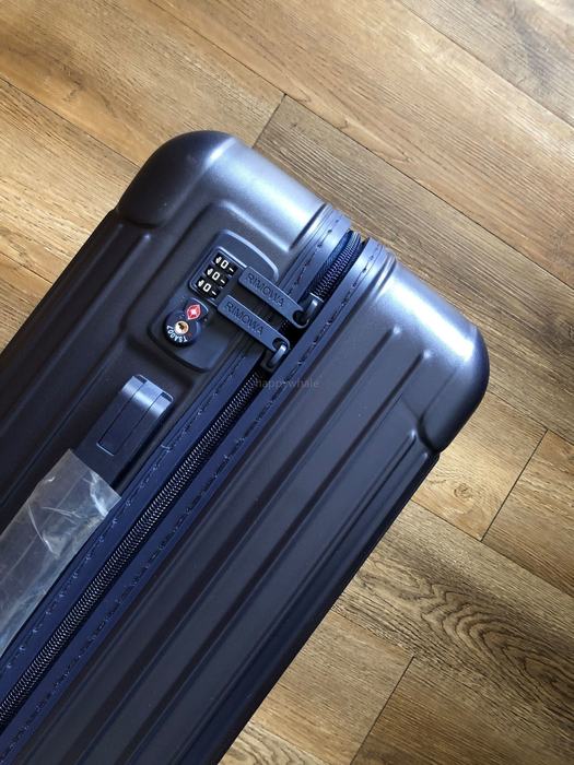 Rimowa_Bag_suitcase_carry-on-luggage_yupoo_Original_quality