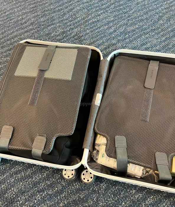 Rimowa_Bag_suitcase_carry-on-luggage_yupoo_Original_quality