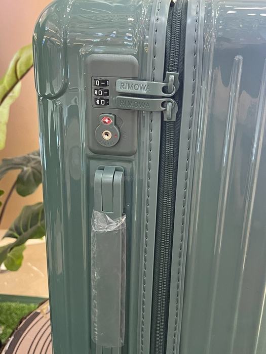 Rimowa_Bag_suitcase_carry-on-luggage_yupoo_Original_quality