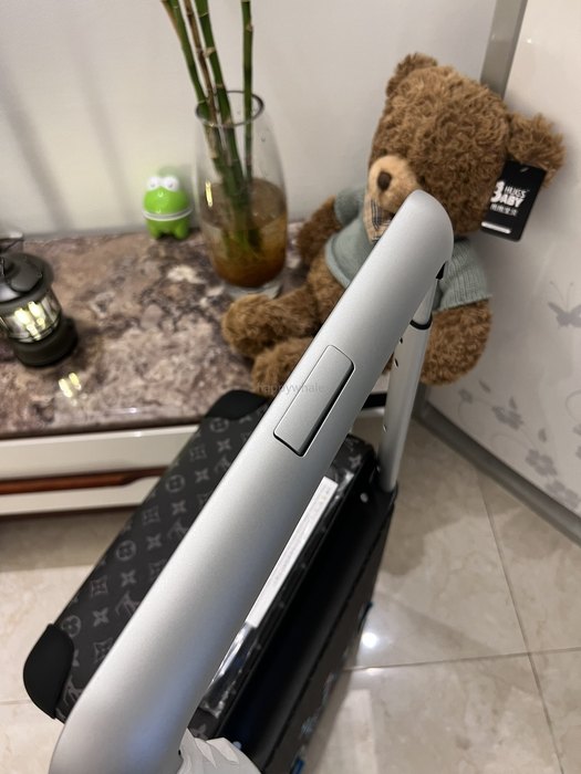 Rimowa_Bag_suitcase_carry-on-luggage_yupoo_Original_quality