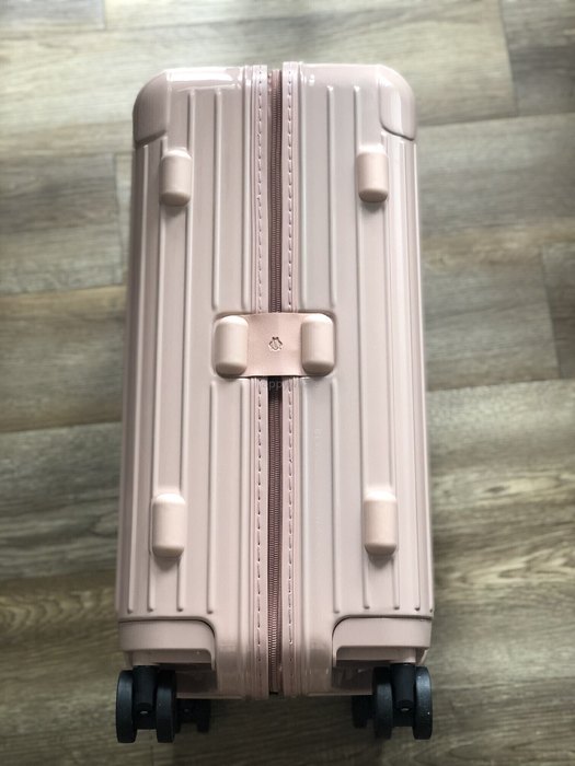 Rimowa_Bag_suitcase_carry-on-luggage_yupoo_Original_quality