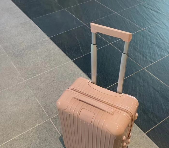 Rimowa_Bag_suitcase_carry-on-luggage_yupoo_Original_quality
