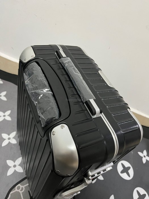 Rimowa_Bag_suitcase_carry-on-luggage_yupoo_Original_quality
