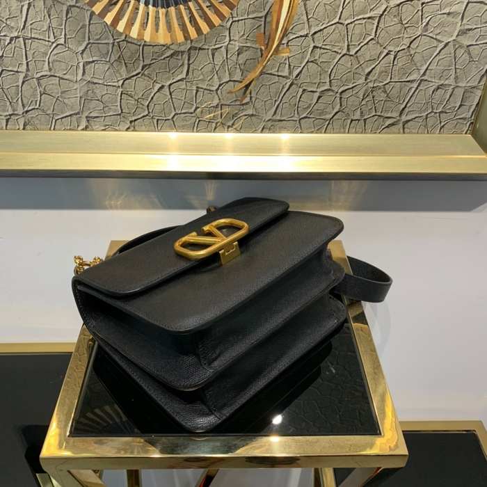 Valentino_Bag_Latest styles_2026_yupoo_Original_quality