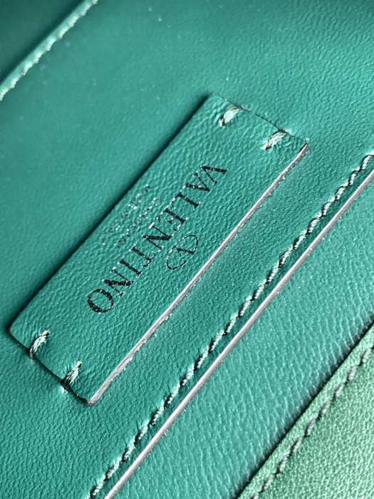 Valentino_Bag_Latest styles_2026_yupoo_Original_quality