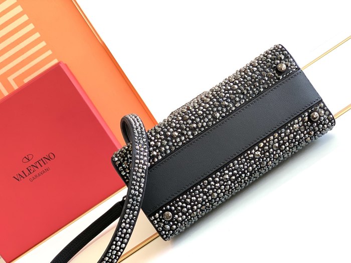 Valentino_Bag_Latest styles_2026_yupoo_Original_quality