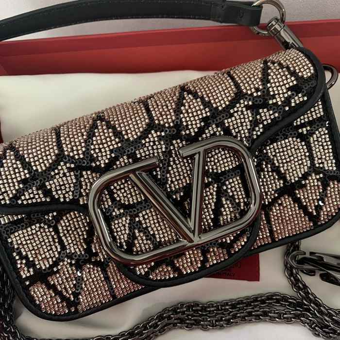 Valentino_Bag_Latest styles_2026_yupoo_Original_quality