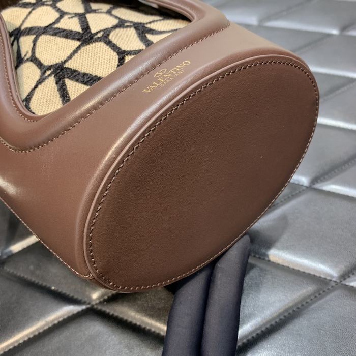 Valentino_Bag_Latest styles_2026_yupoo_Original_quality