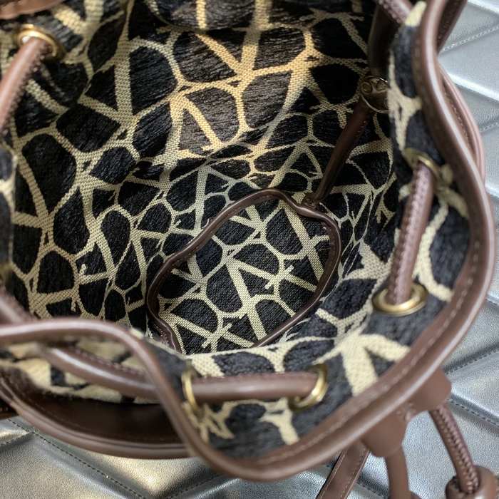 Valentino_Bag_Latest styles_2026_yupoo_Original_quality