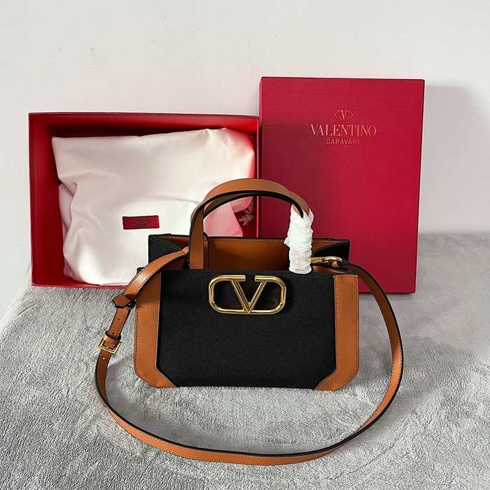 Valentino_Bag_Latest styles_2026_yupoo_Original_quality