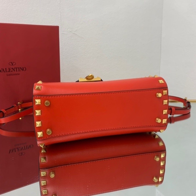 Valentino_Bag_Latest styles_2026_yupoo_Original_quality