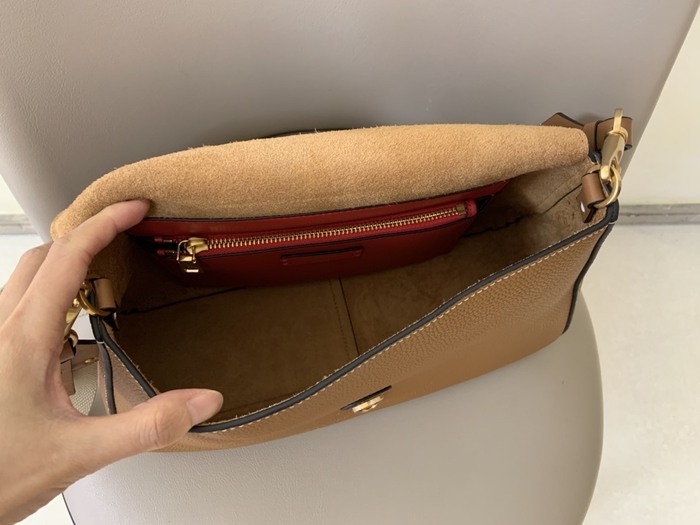 Valentino_Bag_Latest styles_2026_yupoo_Original_quality