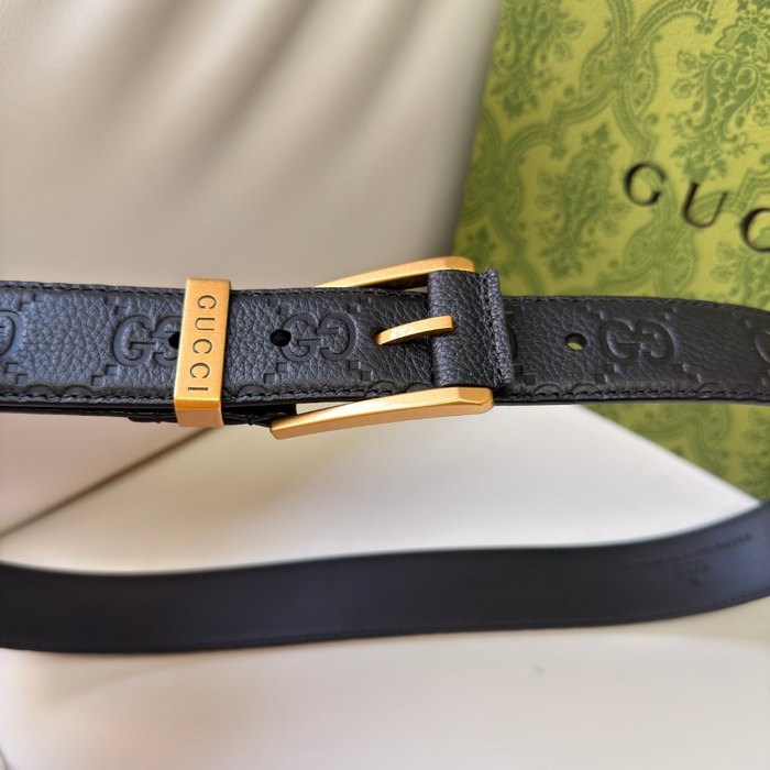 Fake gucci belt