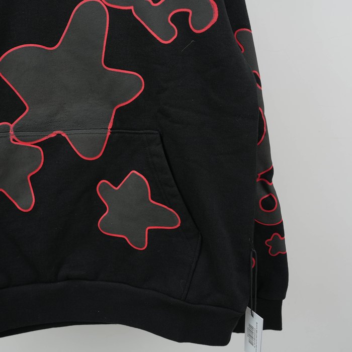 Clothing King Spider Beluga Outline Hoodie Black