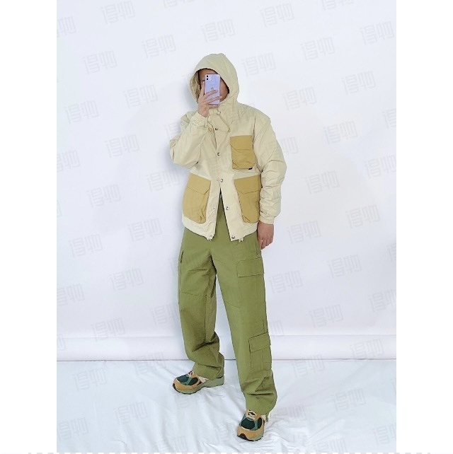 Yupoo TNF beige 33