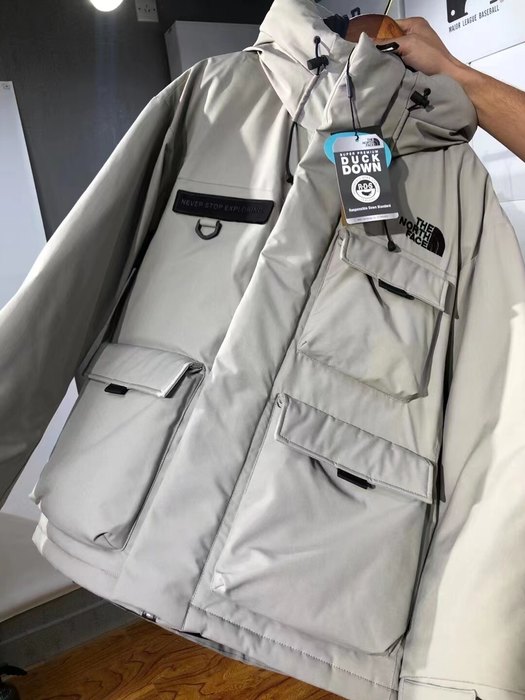 Yupoo TNF beige 37
