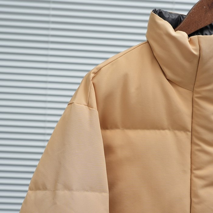 Yupoo Canada Goose baseball white multicolor pattern Canada Goose down jacket beanie black patch Beige 019