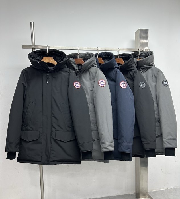 Yupoo Canada Goose beanie black pompom Canada Goose down jacket beanie black pompom Navy 005