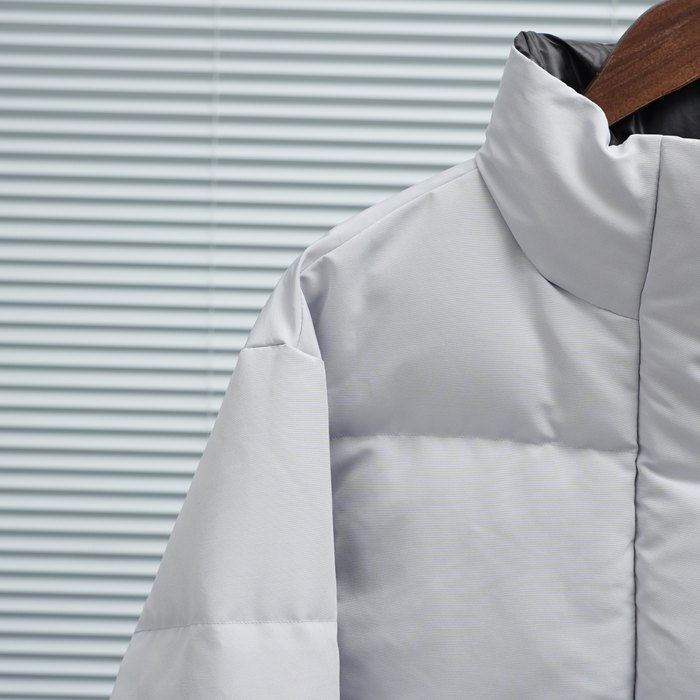 Yupoo Canada Goose beanie black pompom Canada Goose down jacket beanie white patch White 007