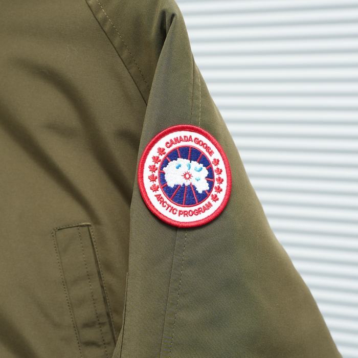 Yupoo Canada Goose beanie green pompom Canada Goose down jacket beanie black pompom Green