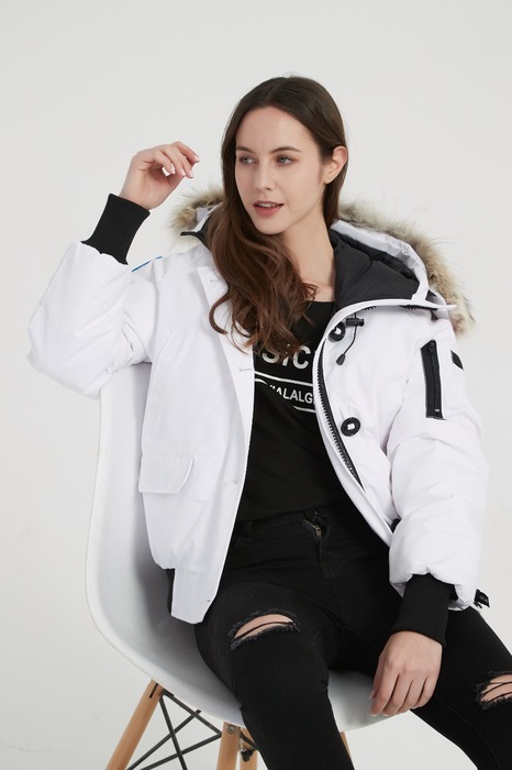 Yupoo Canada Goose beanie white patch Canada Goose down jacket beanie black pompom White 008