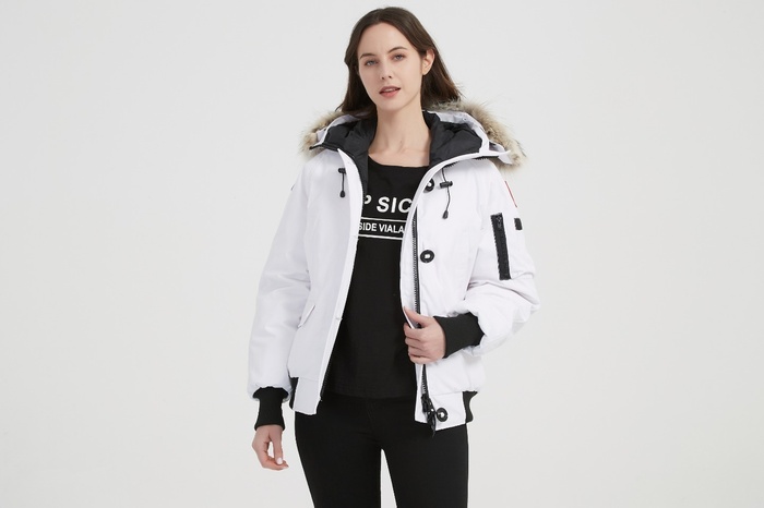 Yupoo Canada Goose beanie white patch Canada Goose down jacket beanie black pompom White 008