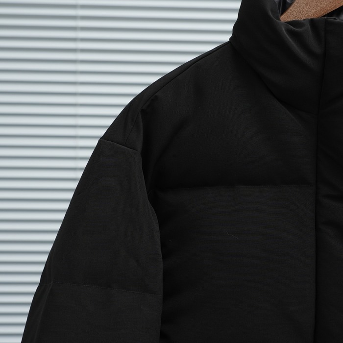 Yupoo Canada Goose bucket black embroidered Canada Goose down jacket beanie brown pompom Black 047