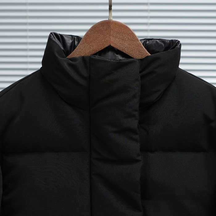 Yupoo Canada Goose bucket black embroidered Canada Goose down jacket beanie brown pompom Black 047