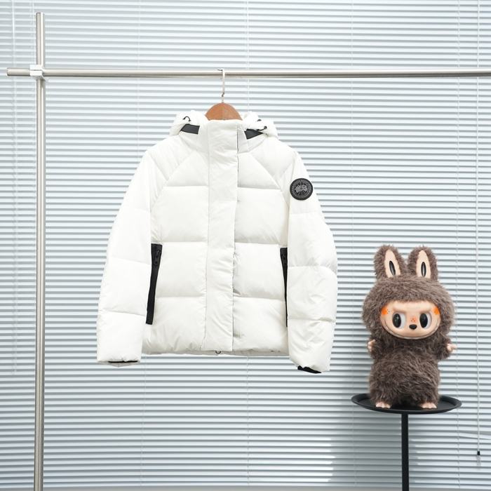 Yupoo Canada Goose bucket white black patch Canada Goose down jacket knit brown pompom beanie White