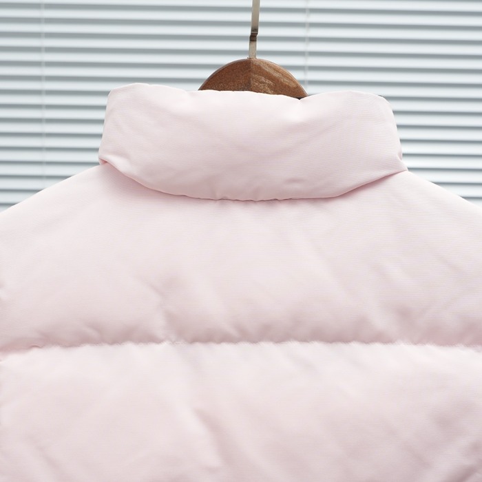 Yupoo Canada Goose bucket white pattern Canada Goose down jacket snapback black red detail Beige 001