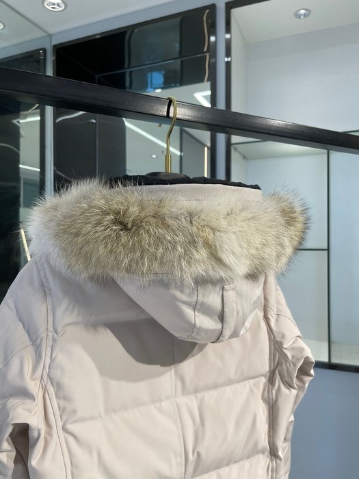 Yupoo Canada Goose fur trim beige puffer hood Canada Goose down jacket puffer white fur hood Beige 016