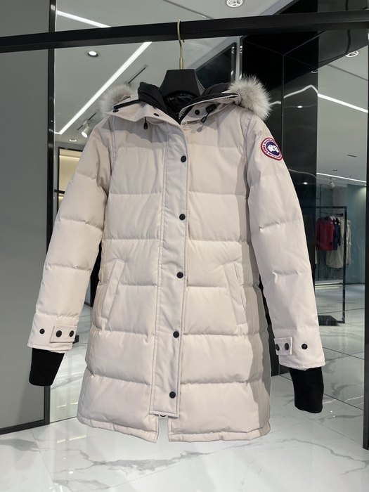 Yupoo Canada Goose fur trim beige puffer hood Canada Goose down jacket puffer white fur hood Beige 016