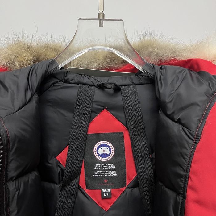 Yupoo Canada Goose fur trim red winter Canada Goose down jacket winter red fur pompom hat Red 004