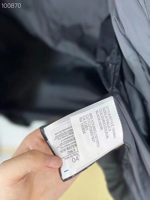 Yupoo Canada Goose hooded black down jacket Canada Goose down jacket puffer black patch hood Black 049