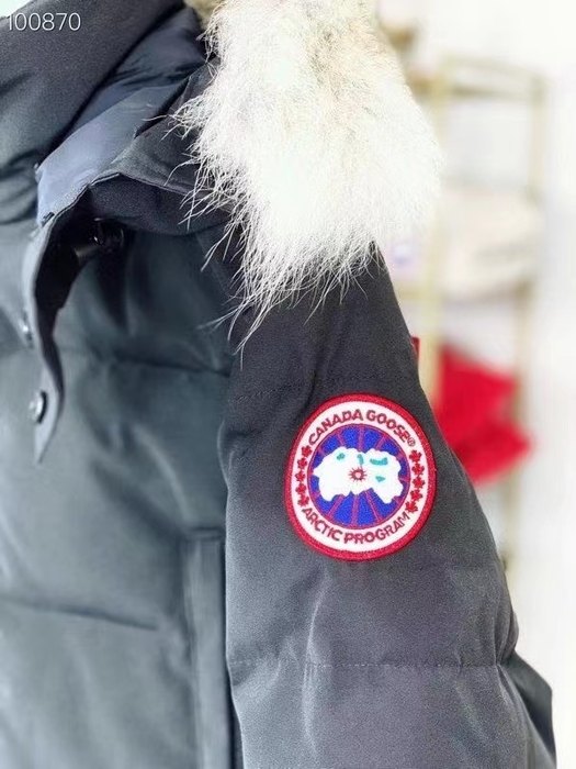 Yupoo Canada Goose hooded black down jacket Canada Goose down jacket puffer black patch hood Black 049