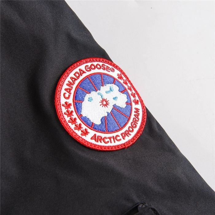 Yupoo Canada Goose hooded black furtrim coat Canada Goose down jacket parka black fur hood Black 041