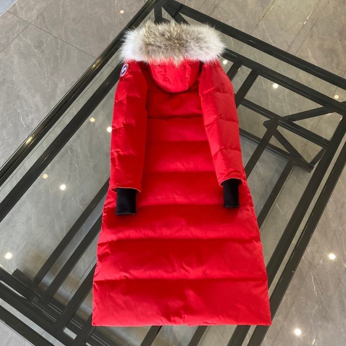 Yupoo Canada Goose long red fur hood coat Canada Goose down jacket long red fur hood coat Red