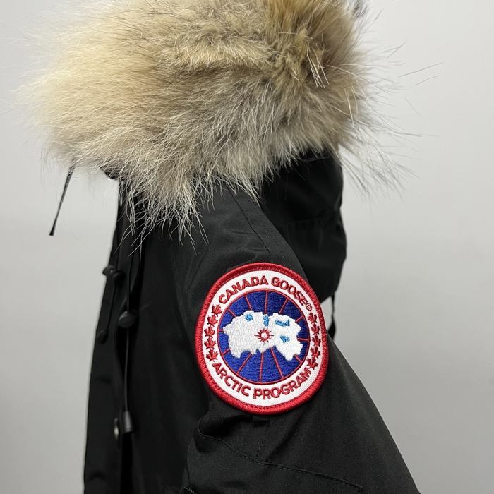 Yupoo Canada Goose parka black fur hood Canada Goose down jacket parka black fur hood Black 2