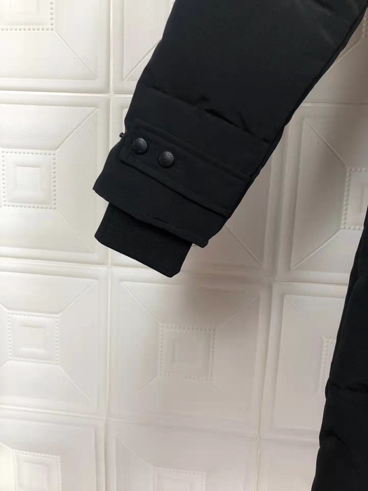 Yupoo Canada Goose parka black fur hood Canada Goose down jacket puffer black fur hood Black 052