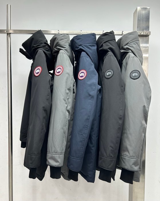 Yupoo Canada Goose parka black fur hood Canada Goose down jacket winter black fur hood Black 017