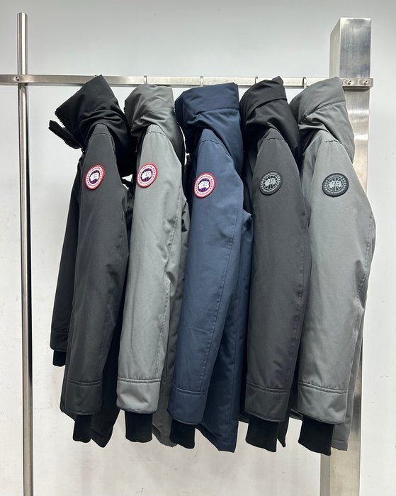 Yupoo Canada Goose parka black fur hood Canada Goose down jacket winter black fur hood Black 017