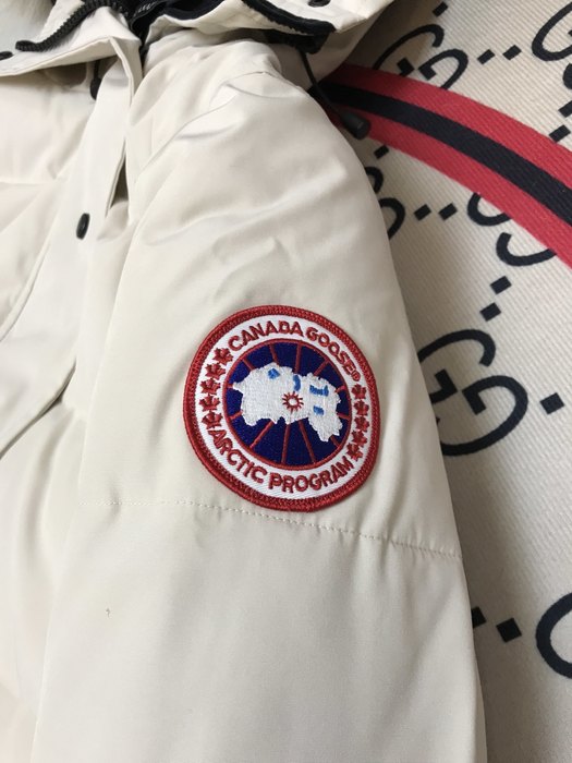 Yupoo Canada Goose parka offwhite fur hood Canada Goose down jacket puffer white fur hood Beige 017