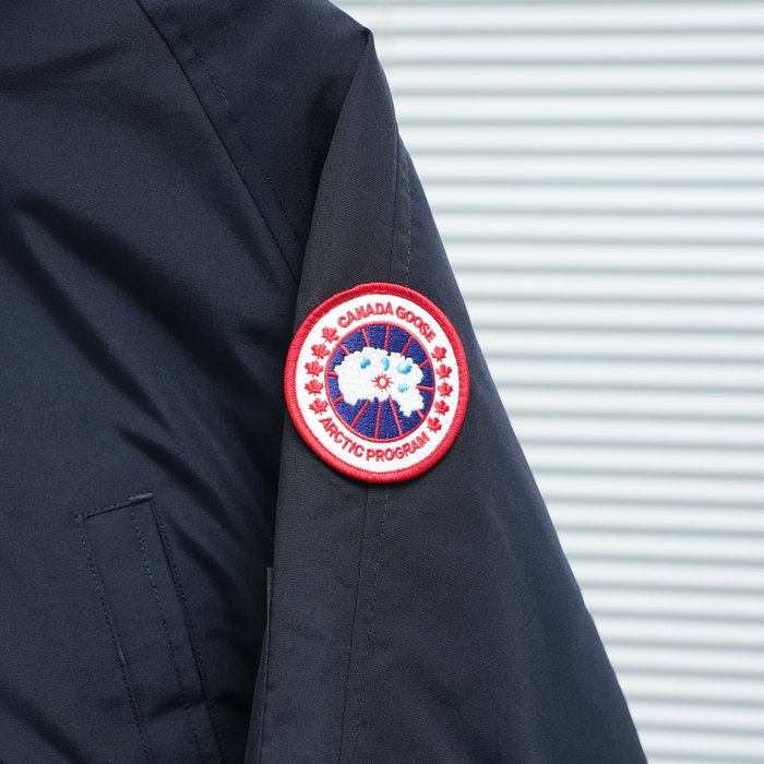 Yupoo Canada Goose puff black fur hood Canada Goose down jacket beanie black pompom Navy 002