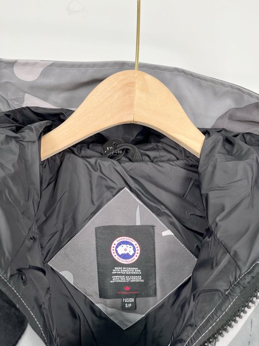 Yupoo Canada Goose puff jacket gray camo Canada Goose down jacket snapback black pink patch Grey 016
