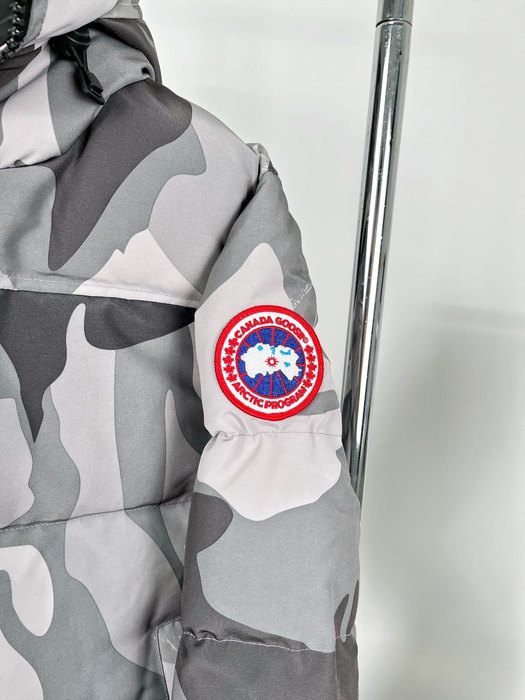 Yupoo Canada Goose puff jacket gray camo Canada Goose down jacket snapback black pink patch Grey 016