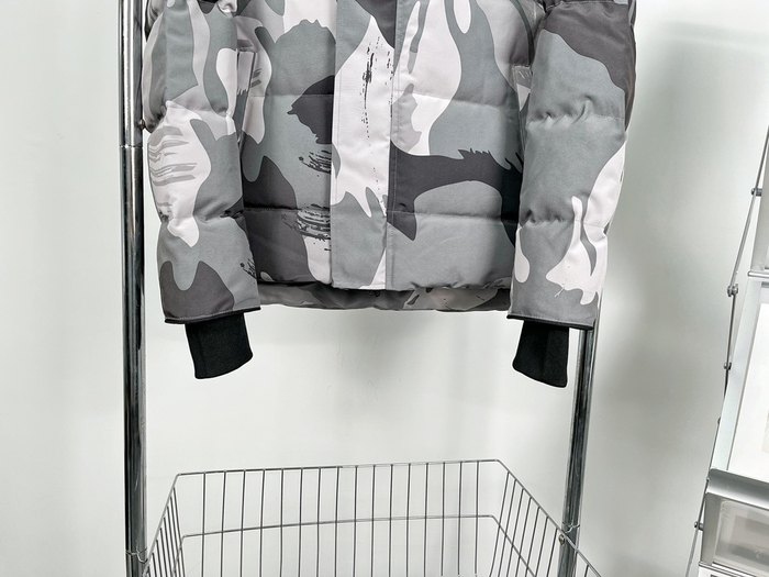 Yupoo Canada Goose puff jacket gray camo Canada Goose down jacket snapback black pink patch Grey 016