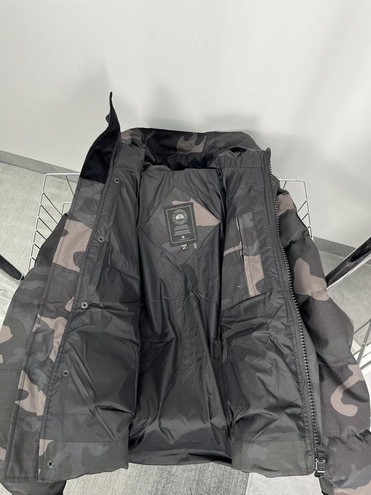 Yupoo Canada Goose puffer black camo Canada Goose down jacket puffer black camo jacket Black 034